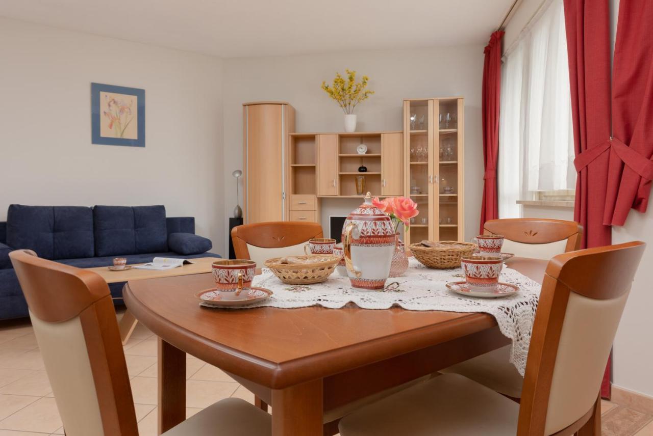 Pejzazowa Apartment Metro Wilanowska Mokotow By Noclegi Renters Warsaw Ngoại thất bức ảnh
